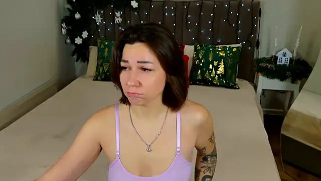 EdenSolis online show from 12-22-25, 09:06