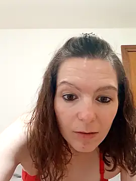 Snapshot of labellerose chatting on 10-31-25, 06:20 labellerose online show from 10-31-25, 06:20