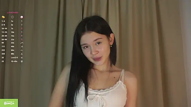 Snapshot of FluffKitty chatting on 11-05-25, 08:09 FluffKitty online show from 11-05-25, 08:09