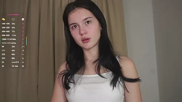 Snapshot of FluffKitty chatting on 11-23-25, 08:08 FluffKitty online show from 11-23-25, 08:08