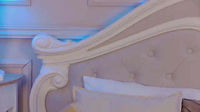 MileyMalory online show from 11-06-25, 07:59