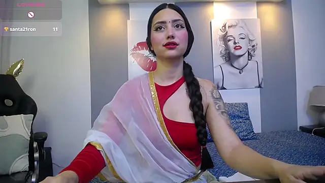 Snapshot of _tahira__ chatting on 11-21-25, 12:37 tahira online show from 11-21-25, 12:37