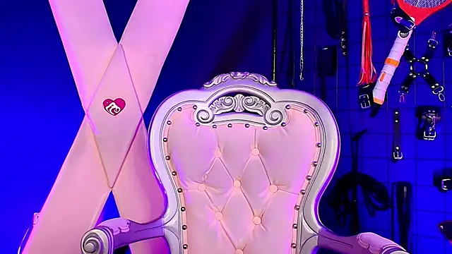 Snapshot of Bela_sophie_ chatting on 11-07-25, 08:09 Bela sophie online show from 11-07-25, 08:09