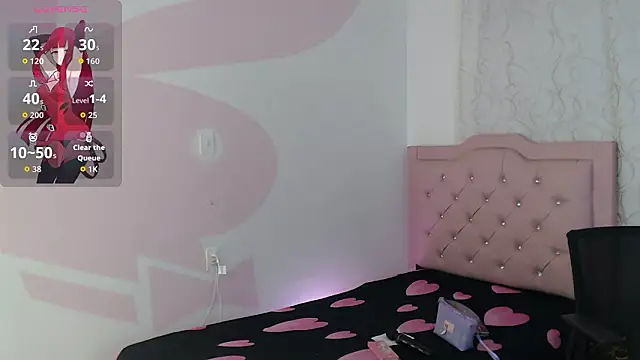 Snapshot of beauty_lana18 chatting on 02-21-26, 12:44 beauty lana18 online show from 02-21-26, 12:44