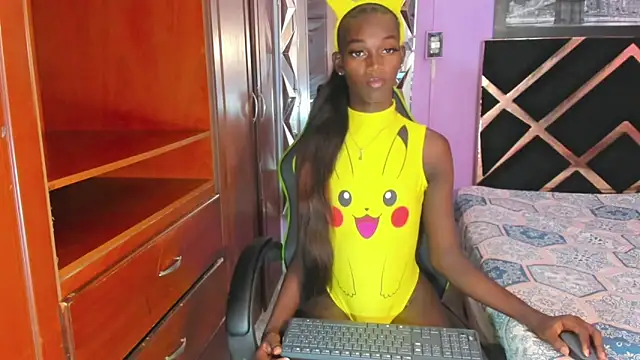 Kimberlyn Black online show from 10-23-25, 12:32