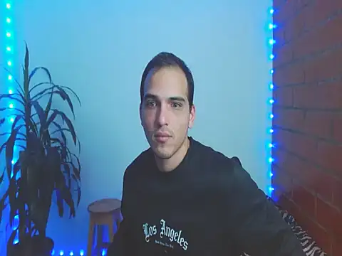 Maax3023 online show from 11-02-25, 05:04