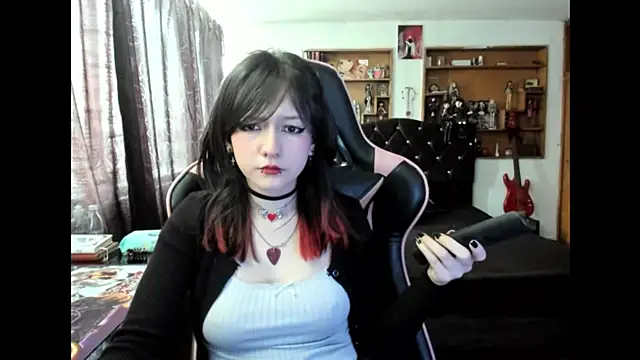 Snapshot of Maki_Zein_ chatting on 11-14-25, 05:44 Maki Zein online show from 11-14-25, 05:44