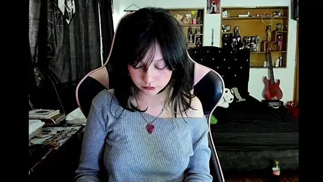 Maki Zein  online show from 02-11-26, 08:58