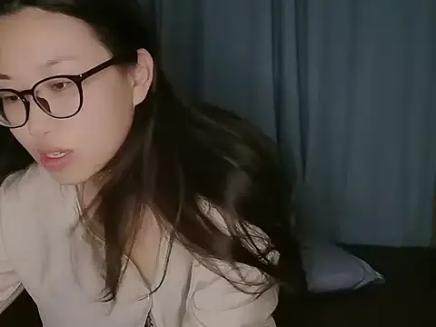 Snapshot of Ava-258 chatting on 10-16-25, 06:20 Ava-258 online show from 10-16-25, 06:20