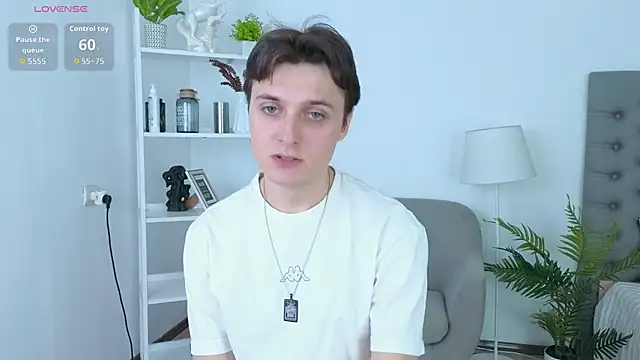 GGimperator  online show from 10-16-25, 09:43