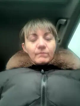 Snapshot of Butterfly8385 chatting on 01-09-26, 01:47 Butterfly8385 online show from 01-09-26, 01:47