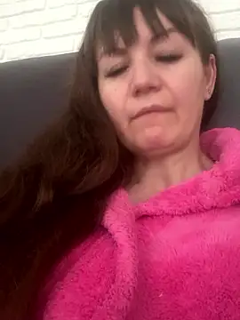 Snapshot of Butterfly8385 chatting on 01-11-26, 11:15 Butterfly8385 online show from 01-11-26, 11:15