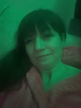 Snapshot of Butterfly8385 chatting on 02-02-26, 11:36 Butterfly8385 online show from 02-02-26, 11:36