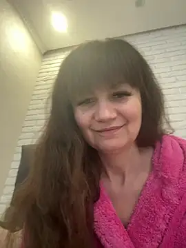 Snapshot of Butterfly8385 chatting on 02-04-26, 09:15 Butterfly8385 online show from 02-04-26, 09:15