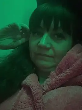 Snapshot of Butterfly8385 chatting on 02-05-26, 10:25 Butterfly8385 online show from 02-05-26, 10:25