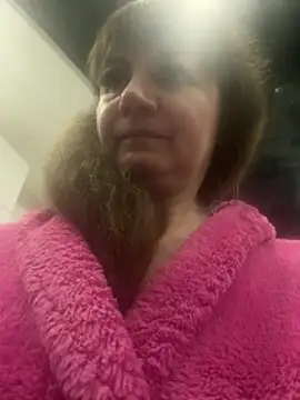 Snapshot of Butterfly8385 chatting on 02-26-26, 10:20 Butterfly8385 online show from 02-26-26, 10:20