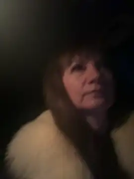 Snapshot of Butterfly8385 chatting on 03-04-26, 04:18 Butterfly8385 online show from 03-04-26, 04:18