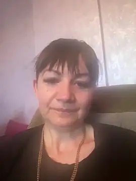 Snapshot of Butterfly8385 chatting on 03-21-26, 07:35 Butterfly8385 online show from 03-21-26, 07:35