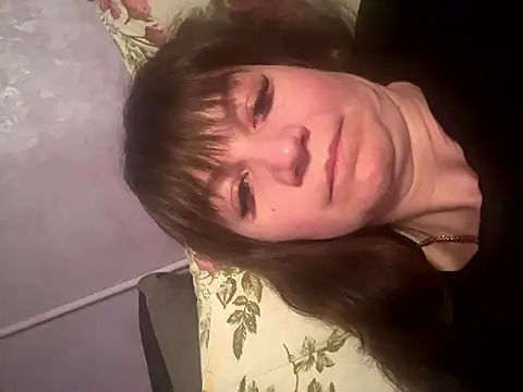 Snapshot of Butterfly8385 chatting on 03-21-26, 09:18 Butterfly8385 online show from 03-21-26, 09:18