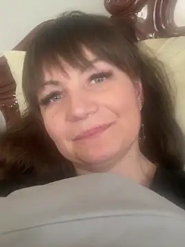 Snapshot of Butterfly8385 chatting on 04-14-26, 12:44 Butterfly8385 online show from 04-14-26, 12:44