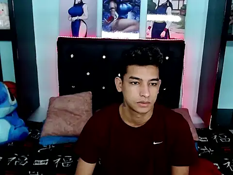 x Aaron x online show from 10-10-25, 08:24
