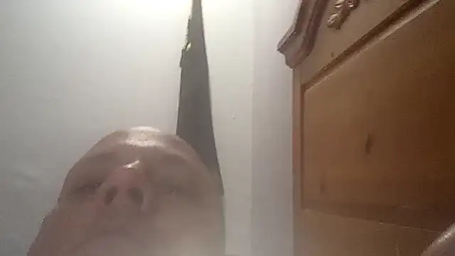 Snapshot of rixxoio chatting on 12-05-25, 12:08 rixxoio online show from 12-05-25, 12:08