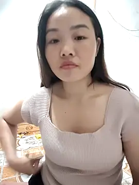 pusi xinh online show from 10-10-25, 01:43