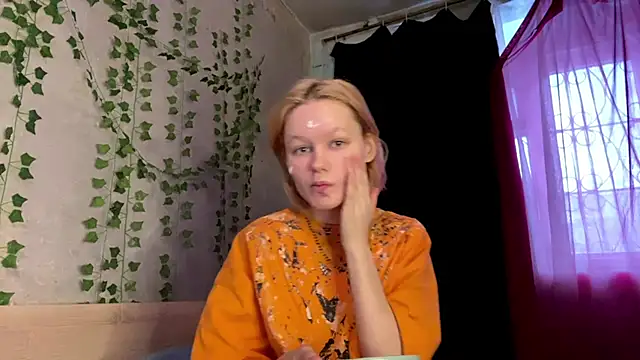 Snapshot of Kate_mikki chatting on 12-18-25, 03:01 Kate mikki online show from 12-18-25, 03:01