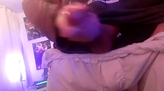 Snapshot of tykun chatting on 12-28-24, 11:30 tykun online show from 12-28-24, 11:30