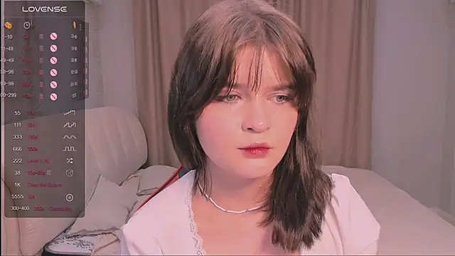 Mori Girll online show from 11-15-25, 01:40