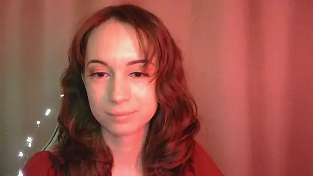 Snapshot of VeraLush chatting on 11-16-25, 01:28 VeraLush online show from 11-16-25, 01:28