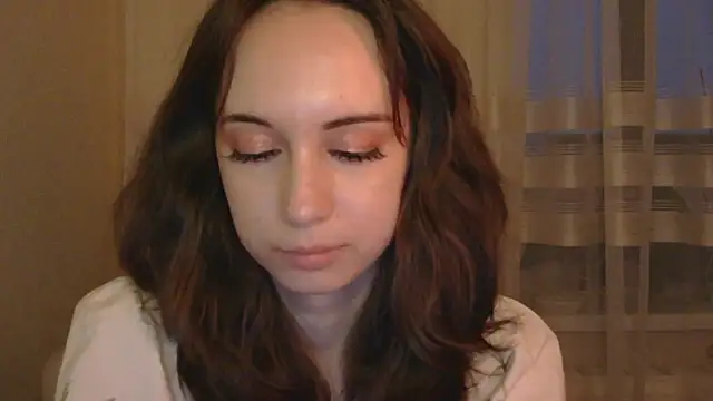 Snapshot of VeraLush chatting on 11-22-25, 12:37 VeraLush online show from 11-22-25, 12:37