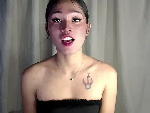 Sephine 2121 online show from 10-22-25, 10:15