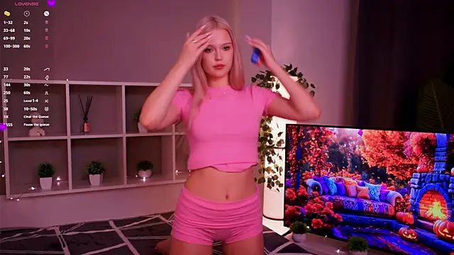 KaryTasch online show from 11-17-25, 08:14