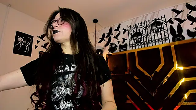 Snapshot of Evangelinejoness_ chatting on 11-10-25, 11:31 Evangelinejoness online show from 11-10-25, 11:31