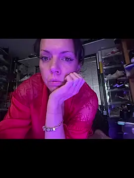 Snapshot of jayylizz69 chatting on 01-10-26, 04:42 jayylizz69 online show from 01-10-26, 04:42