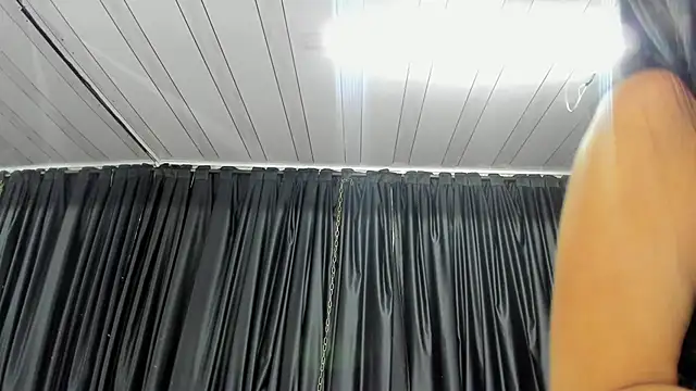 Snapshot of SofiaLustera chatting on 11-15-25, 12:23 SofiaLustera online show from 11-15-25, 12:23