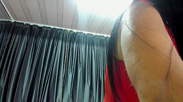 Snapshot of SofiaLustera chatting on 11-17-25, 11:16 SofiaLustera online show from 11-17-25, 11:16