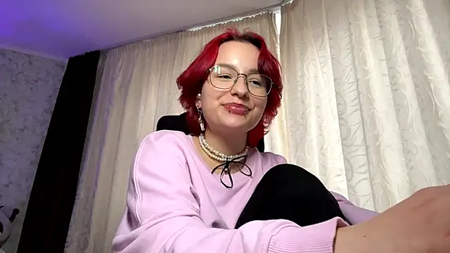 TheaBertch online show from 10-11-25, 01:20