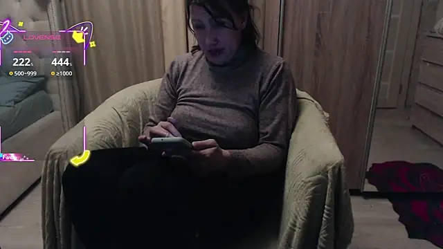 Snapshot of Ambika_beauty chatting on 10-16-25, 01:39 Ambika beauty online show from 10-16-25, 01:39