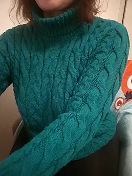 Snapshot of Ambika_beauty chatting on 10-16-25, 04:41 Ambika beauty online show from 10-16-25, 04:41