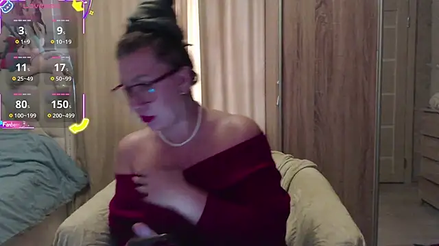 Snapshot of Ambika_beauty chatting on 10-29-25, 01:24 Ambika beauty online show from 10-29-25, 01:24