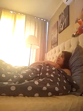 Snapshot of Ambika_beauty chatting on 02-07-26, 12:20 Ambika beauty online show from 02-07-26, 12:20