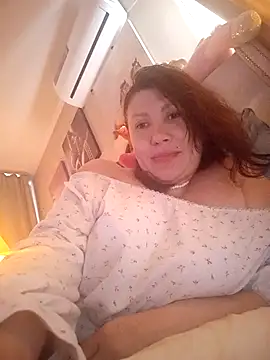 Snapshot of Ambika_beauty chatting on 02-10-26, 01:59 Ambika beauty online show from 02-10-26, 01:59