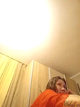 Snapshot of Ambika_beauty chatting on 02-17-26, 09:54 Ambika beauty online show from 02-17-26, 09:54