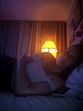 Snapshot of Ambika_beauty chatting on 03-01-26, 02:02 Ambika beauty online show from 03-01-26, 02:02