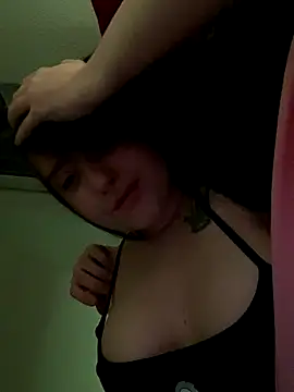 Snapshot of Kiki6679 chatting on 10-19-25, 02:01 Kiki6679 online show from 10-19-25, 02:01