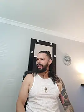 Snapshot of AlukardBig chatting on 11-11-25, 02:28 AlukardBig online show from 11-11-25, 02:28