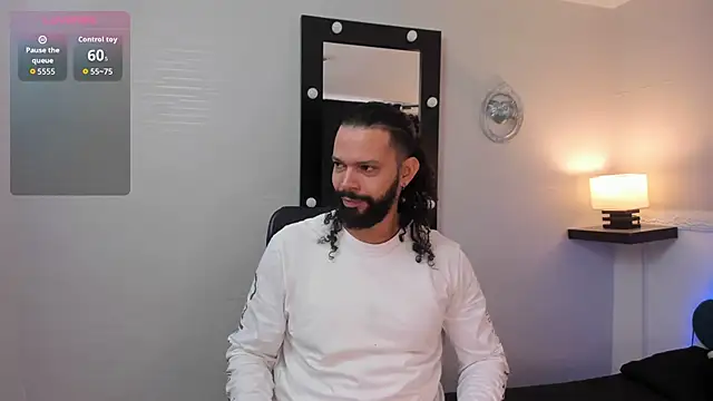 Snapshot of AlukardBig chatting on 11-16-25, 02:00 AlukardBig online show from 11-16-25, 02:00