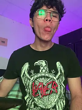 Im Camii online show from 12-22-25, 10:18